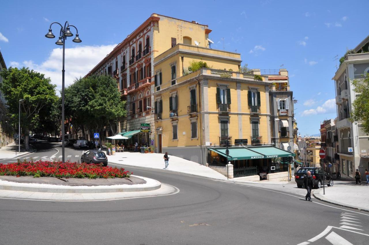 Eva Luxury Rooms Cagliari Exterior foto